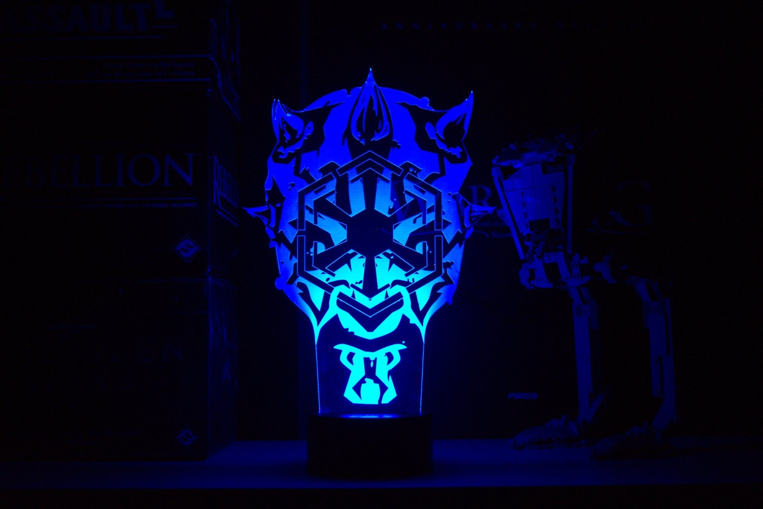 Darth Maul w/ Sith Symbol Inspired by Star Wars LED Lamp perfect as a gift for a Star Wars geek. Place in Man caves, bars, garages, desks.