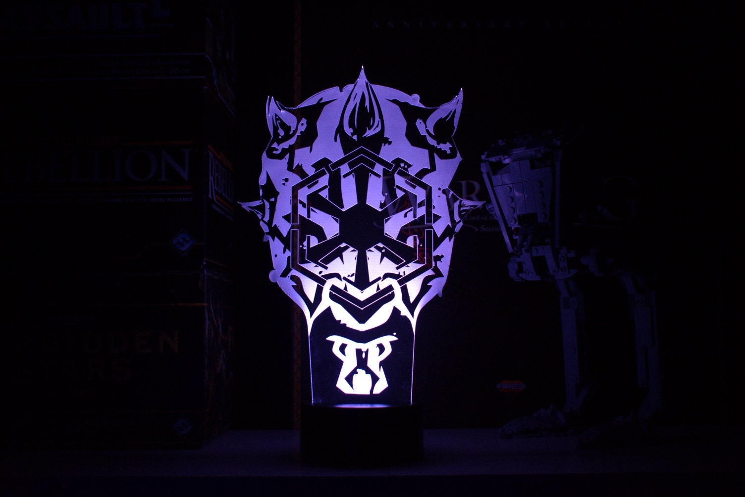 Darth Maul w/ Sith Symbol Inspired by Star Wars LED Lamp perfect as a gift for a Star Wars geek. Place in Man caves, bars, garages, desks.