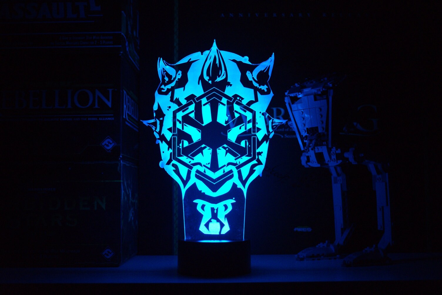Darth Maul w/ Sith Symbol Inspired by Star Wars LED Lamp perfect as a gift for a Star Wars geek. Place in Man caves, bars, garages, desks.