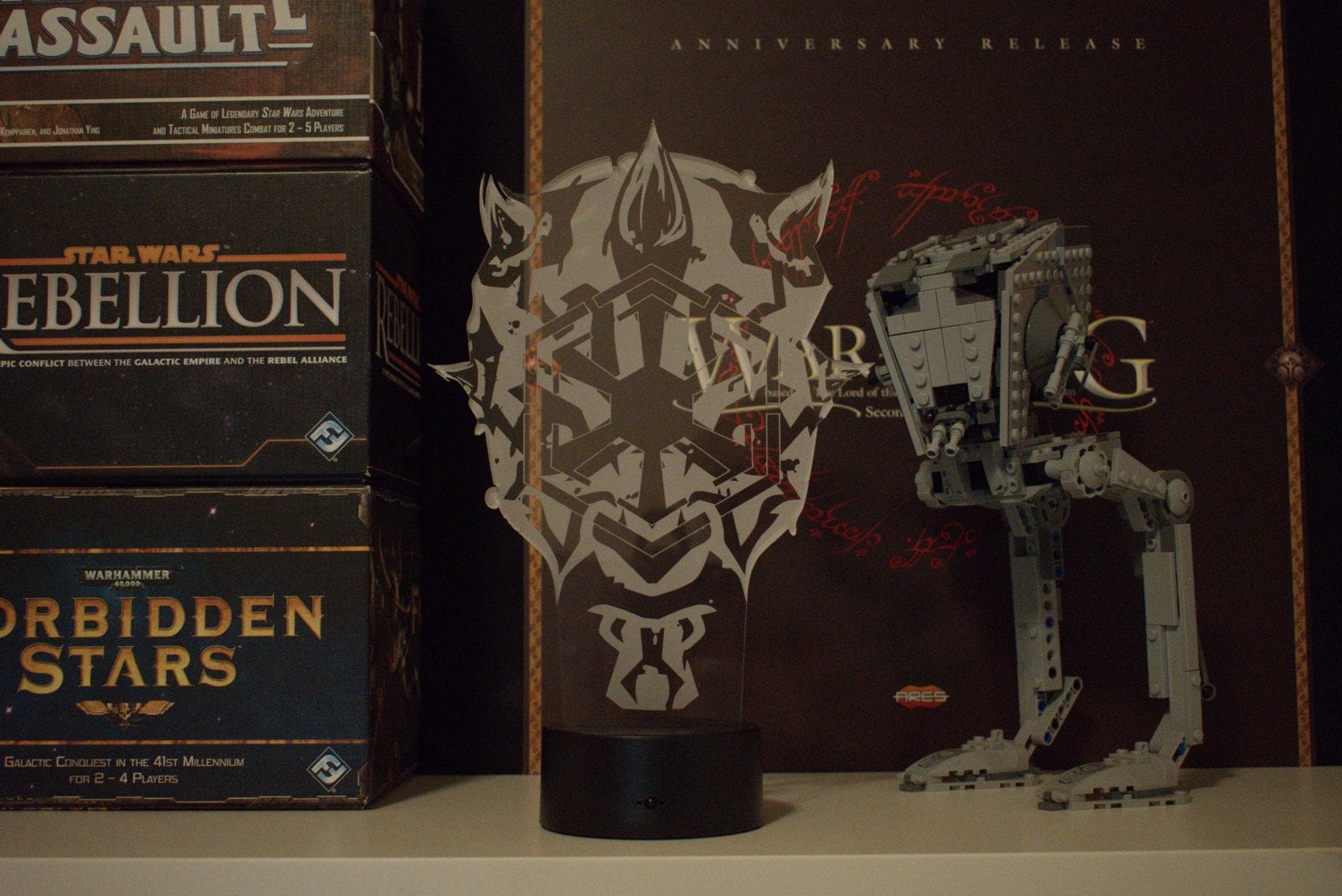 Darth Maul w/ Sith Symbol Inspired by Star Wars LED Lamp perfect as a gift for a Star Wars geek. Place in Man caves, bars, garages, desks.