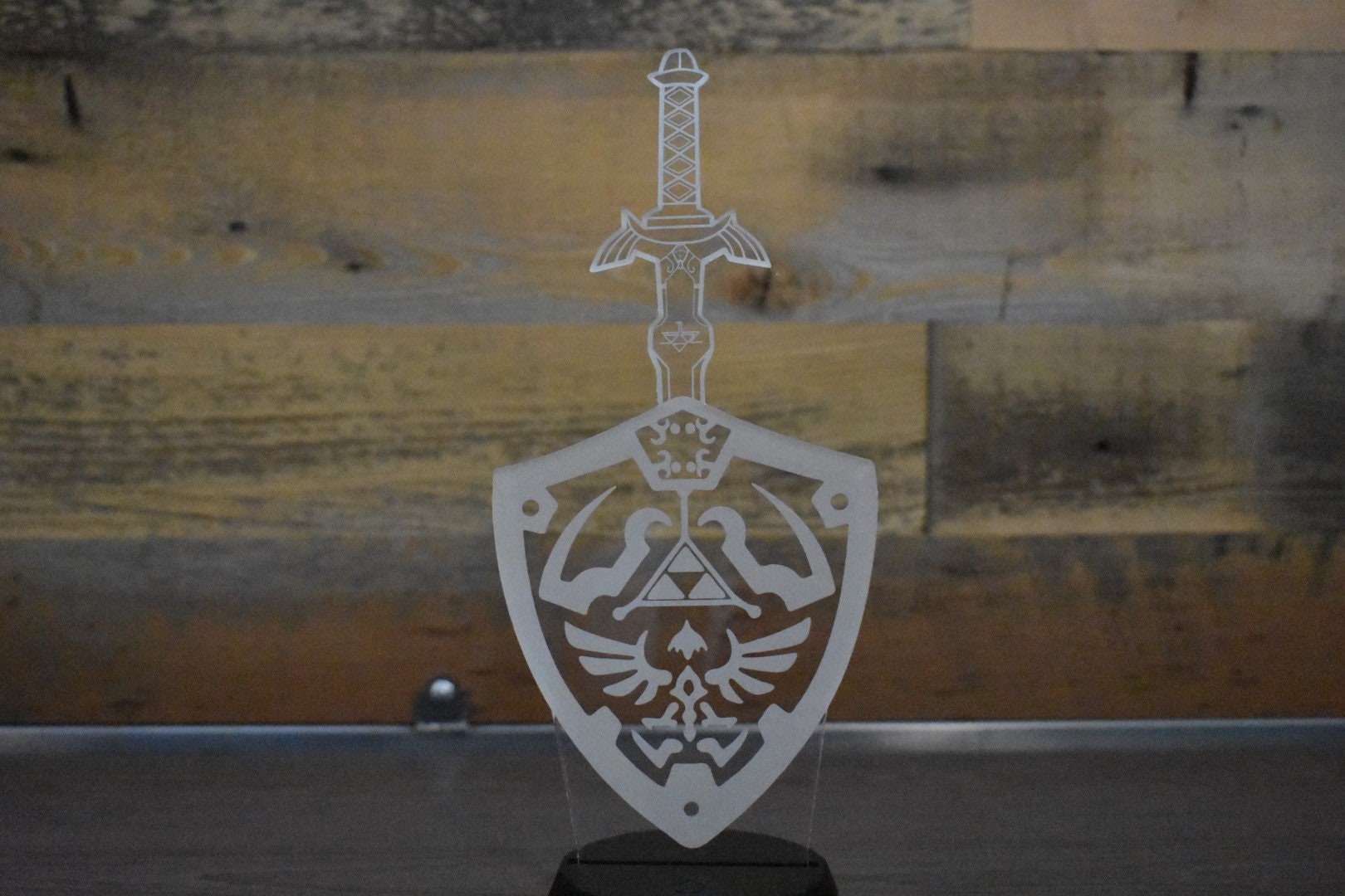 Zelda Master Sword and Shield LED sign perfect as a gift for a Zelda fans. Place in Man caves, bars, garages, desks, office.