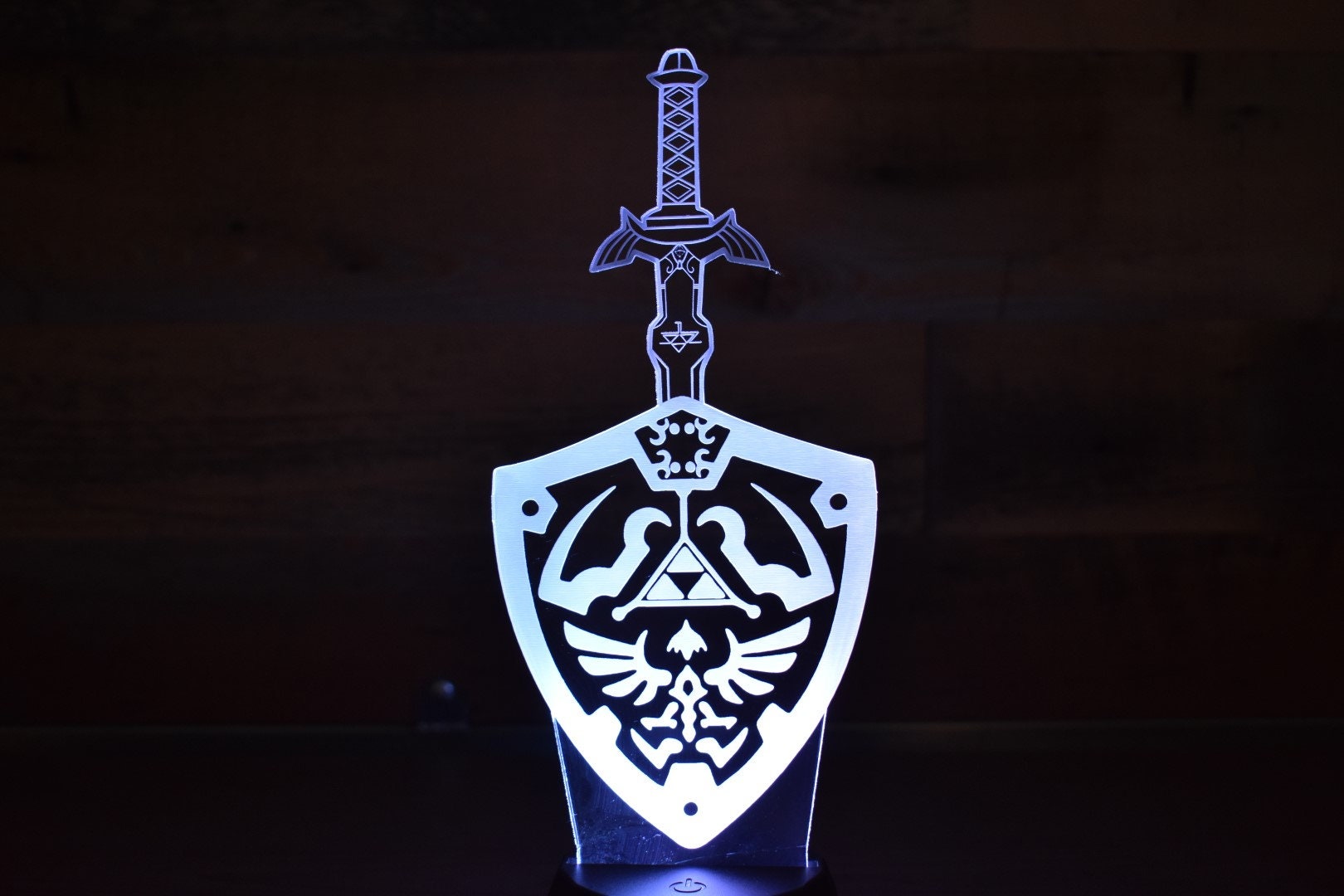 Zelda Master Sword and Shield LED sign perfect as a gift for a Zelda fans. Place in Man caves, bars, garages, desks, office.