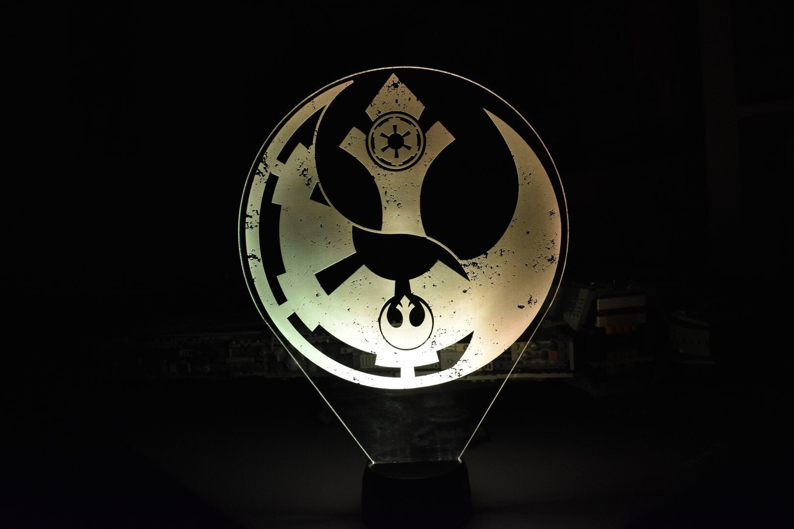 Star Wars Inspired Imperial Rebel Ying Yang LED Lamp perfect as a gift for a Star Wars geek. Place in Man caves, bars, garages, desks.