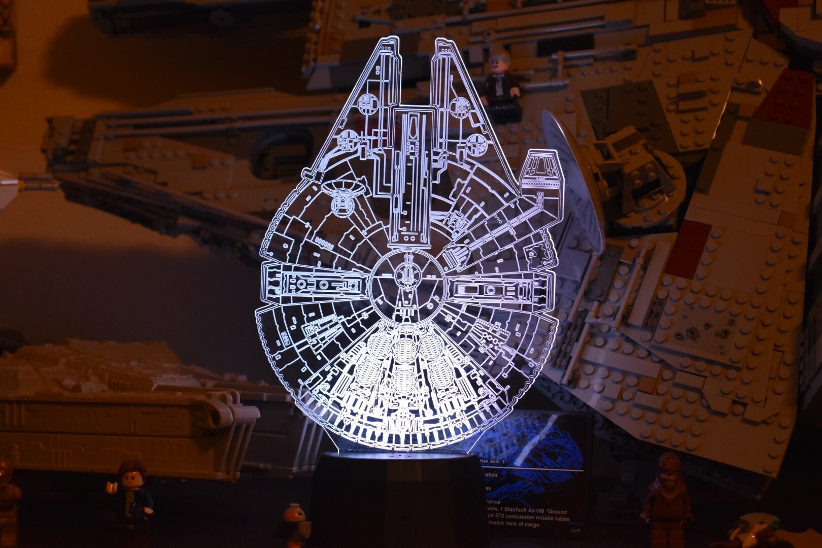 Millennium Falcon LED sign perfect as a gift for your chewy. Place in Man caves, bars, garages, desks.