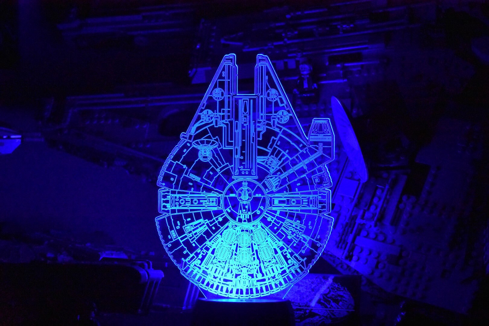 Millennium Falcon LED sign perfect as a gift for your chewy. Place in Man caves, bars, garages, desks.
