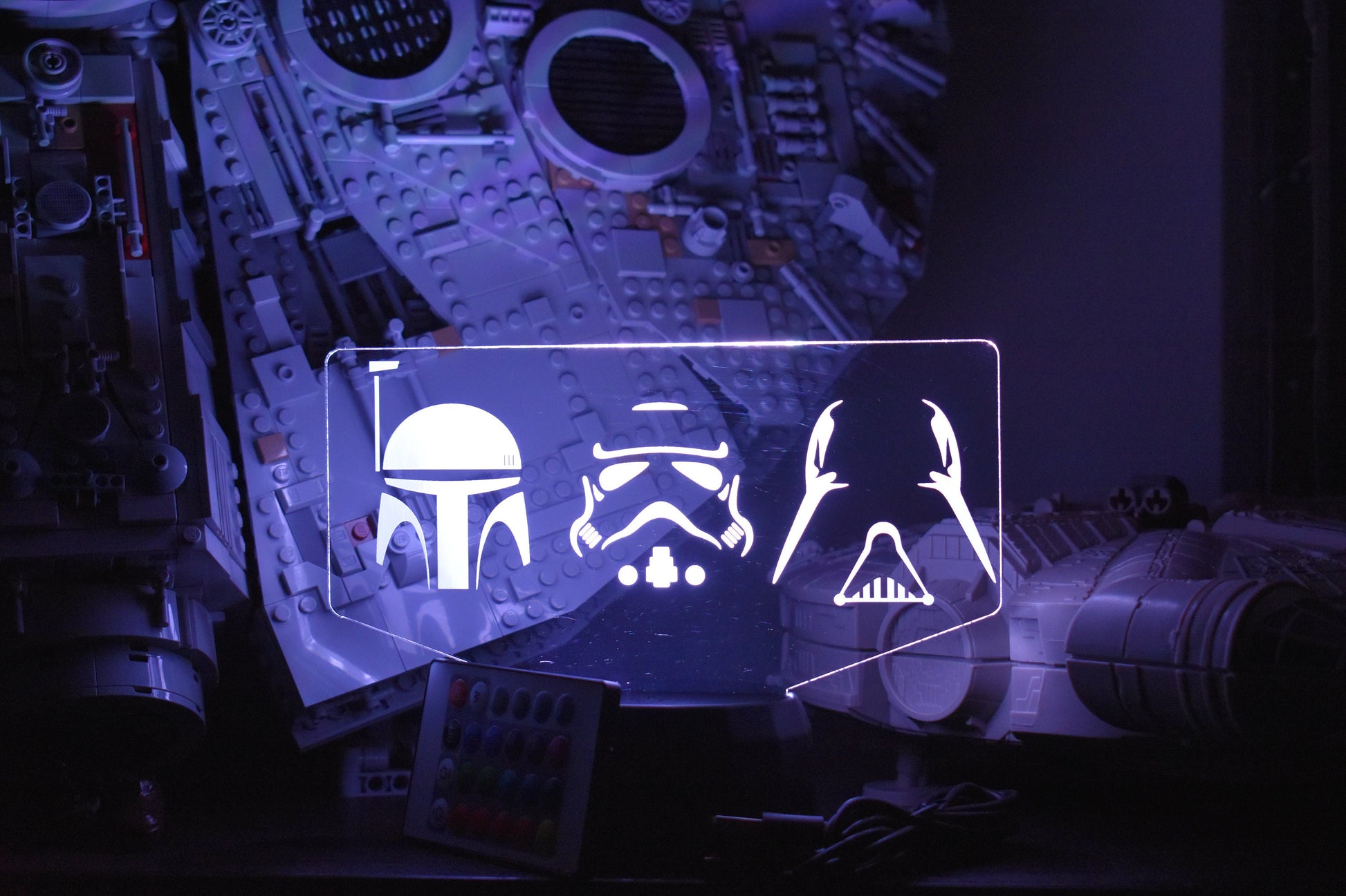 Imperial Helmets LED sign perfect as a gift for a Star Wars geeks. Place in Man caves, bars, garages, desks.