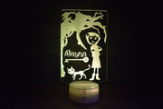 Coraline key and cat lamp inspired from Coraline. LED Lamp with 16 colors and batteries included.