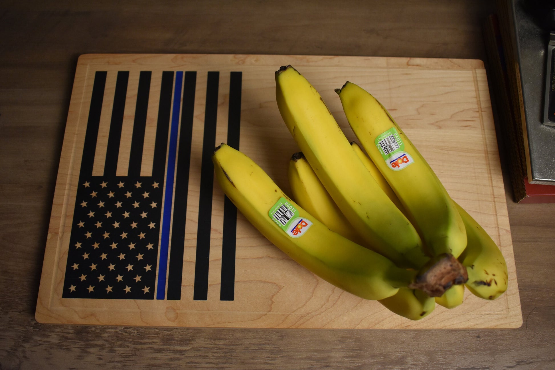 USA Flag Thin Blue Line Personalized Cutting Board, Christmas Gift For Him, Custom Cutting Board, Corporate Gift, Realtor Closing