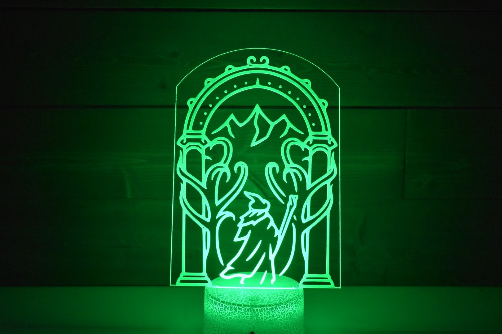 Doors of Durin perfect as a gift for a Lord of the Rings enthusiasts. Place in Man caves, bars, garages, desks, bed room.