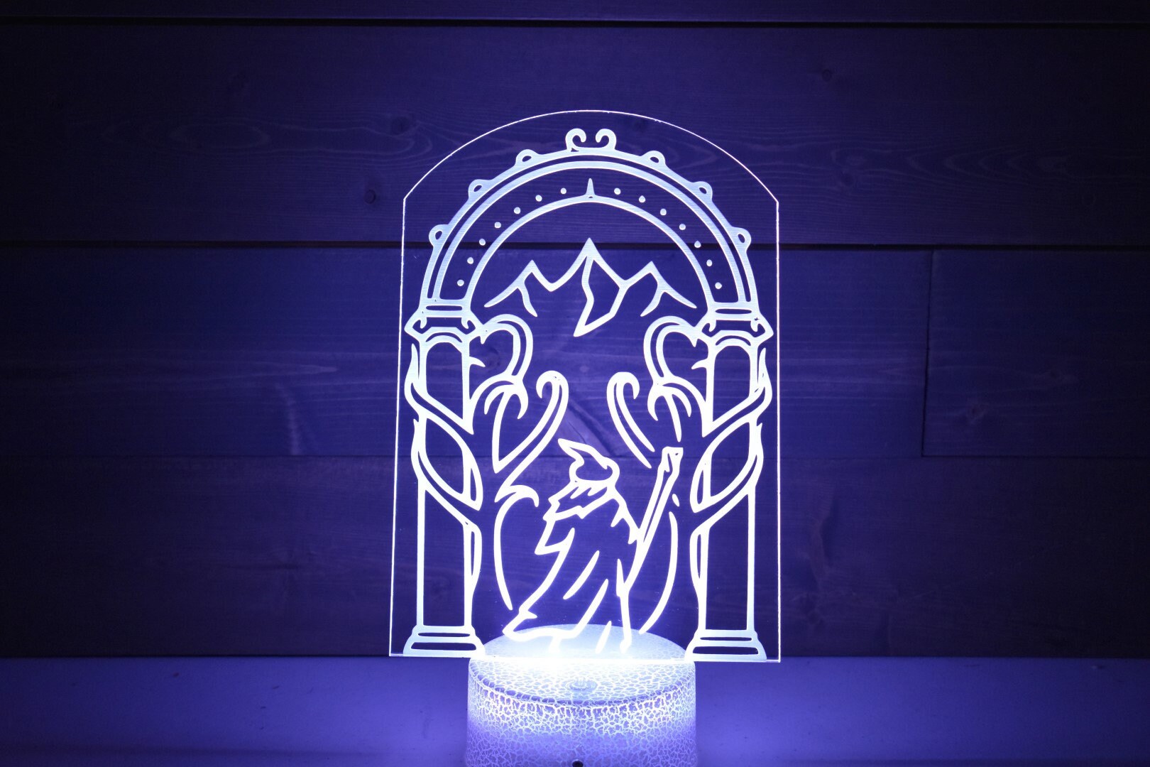Doors of Durin perfect as a gift for a Lord of the Rings enthusiasts. Place in Man caves, bars, garages, desks, bed room.