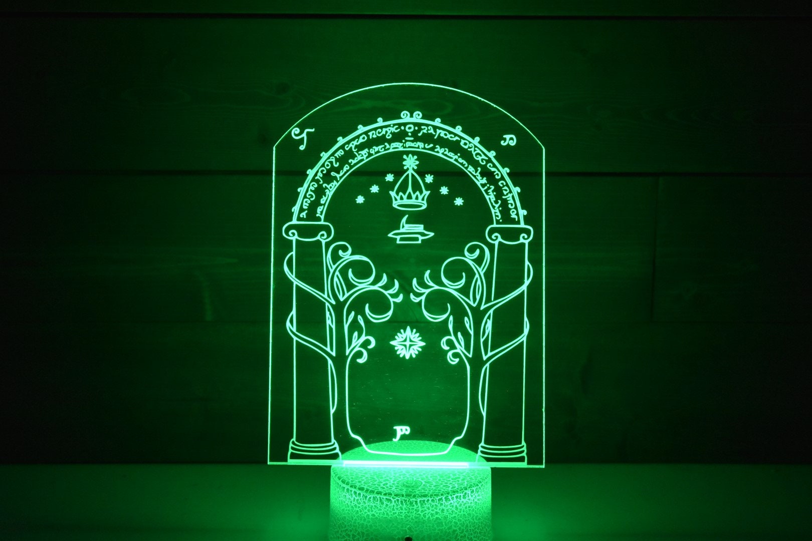 Doors of Durin perfect as a gift for a Lord of the Rings enthusiasts. Place in Man caves, bars, garages, desks, bed room.
