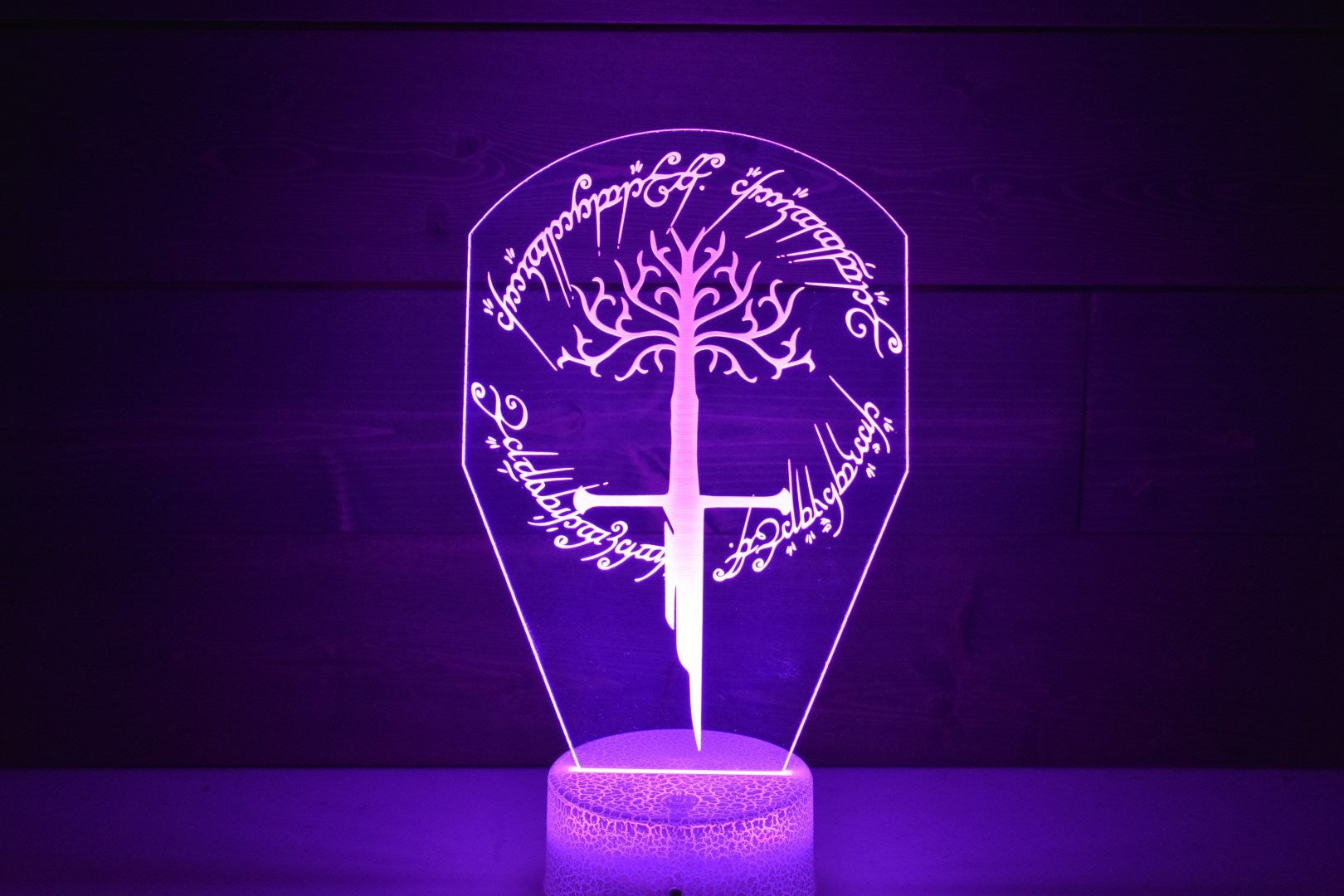 Shards or Narsil and the White Tree perfect as a gift for a Lord of the Rings enthusiasts. Place in Man caves, bars, garages, desks, room
