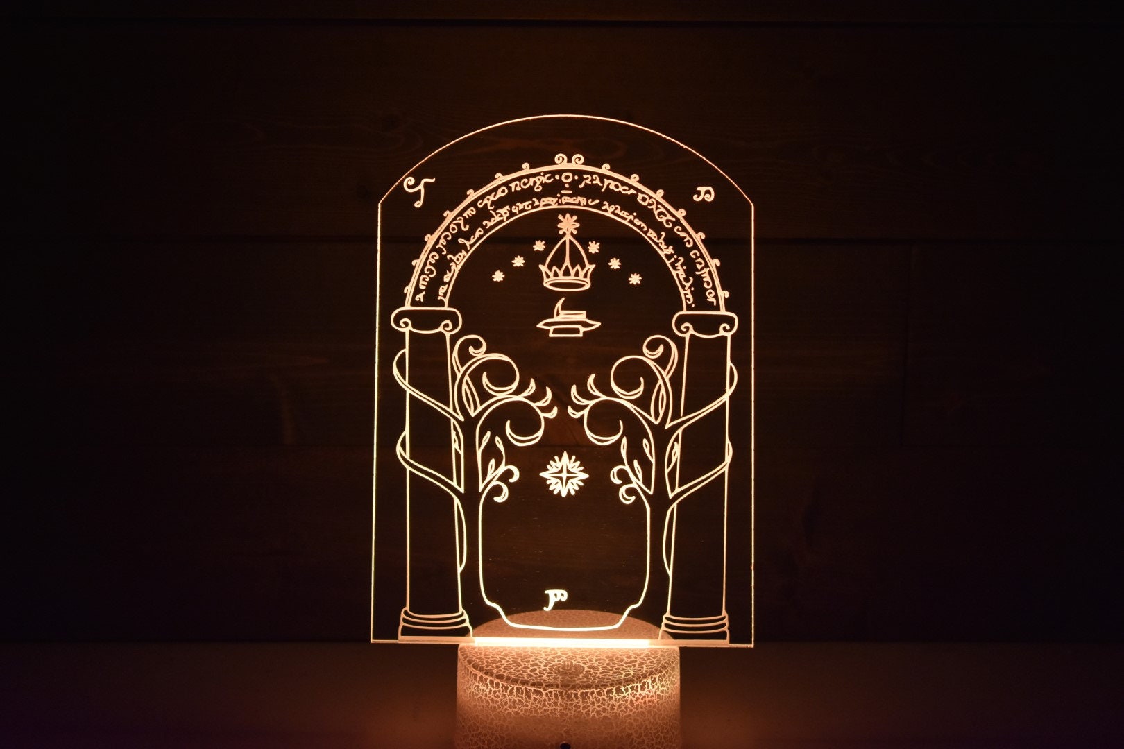 Doors of Durin perfect as a gift for a Lord of the Rings enthusiasts. Place in Man caves, bars, garages, desks, bed room.